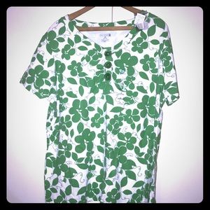 3X 22/24W Plus Size Green & White Flower Shirt